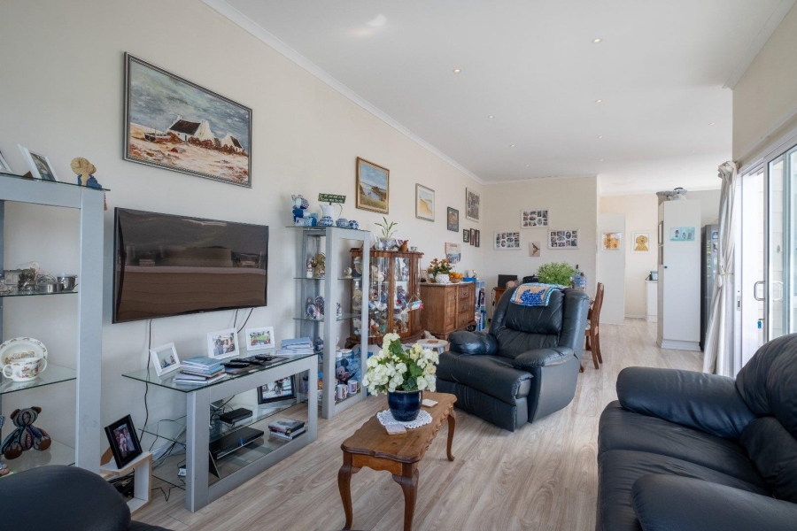 To Let 1 Bedroom Property for Rent in Kidds Beach Eastern Cape